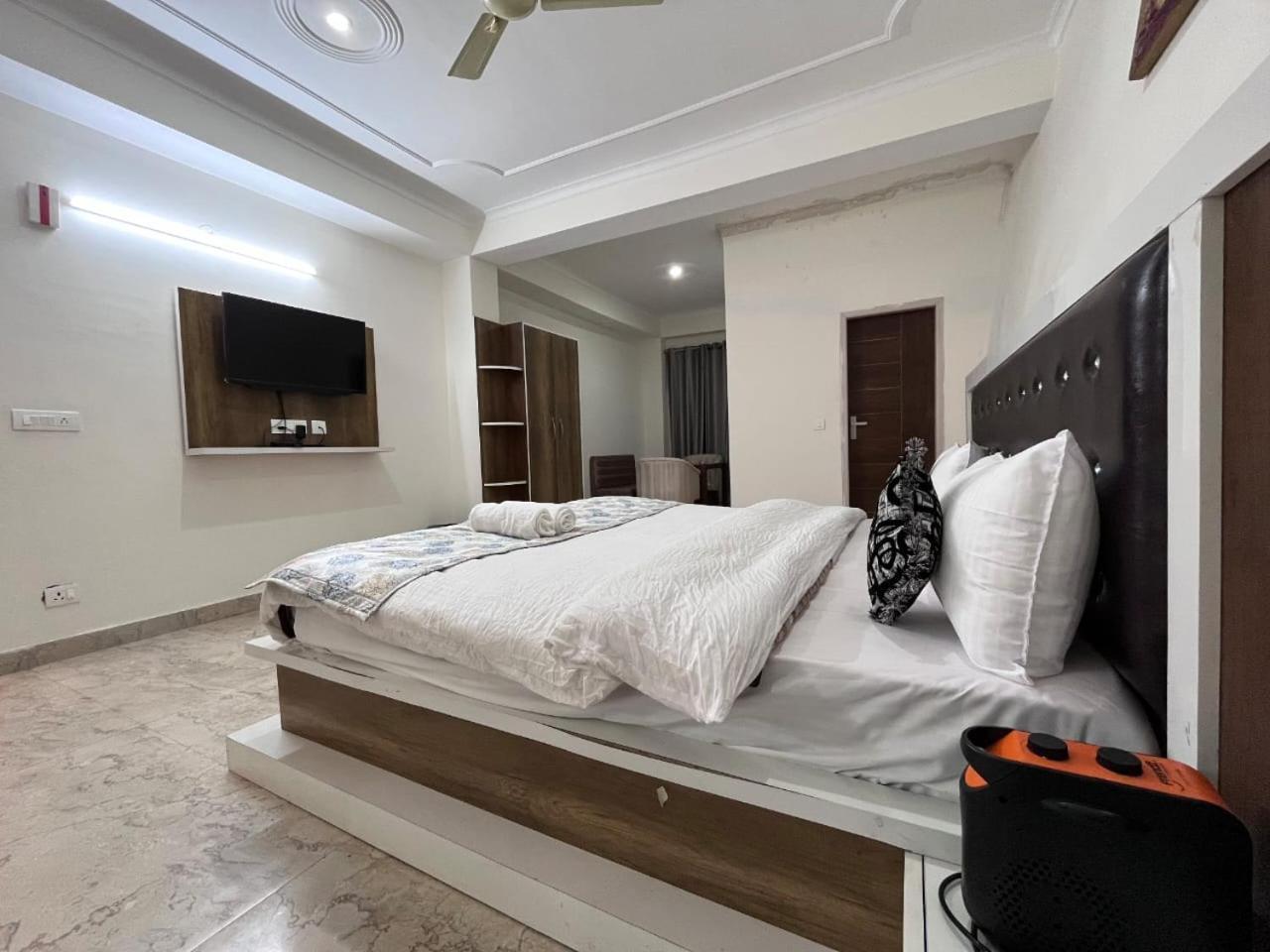 Hotel Tribe View - Away From City Hustle !! Top Rated & Most Awarded Property !! A Peaceful Stay Kasauli Kültér fotó
